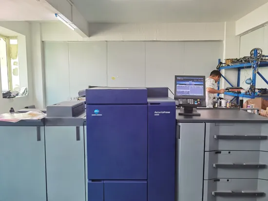 DV-855 High-Speed Spindle China Machining Center 3 Axis Price for CNC Milling Machine Center
